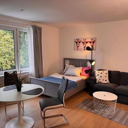 Fc-Apartmenthaus Falkensee Mit Grossem Garten Und Pkw Stellflaechen Dış mekan fotoğraf